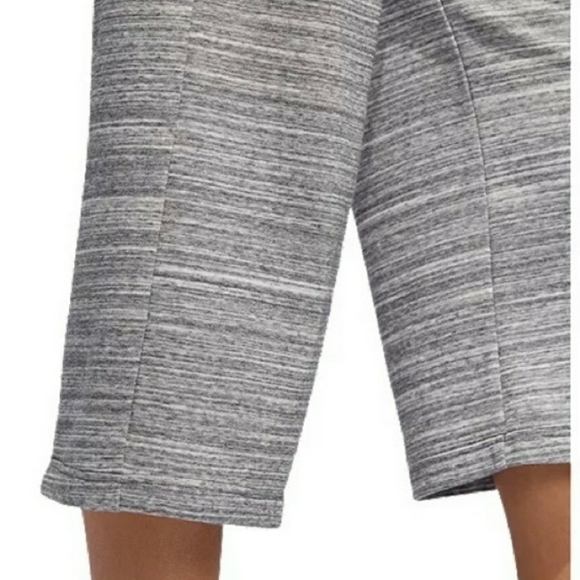 Adidas Women's Sport 2 Street French Terry Wide Culottes in a 2-Tone Grey XS - Picture 15 of 16